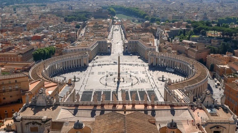 A Majestic View of St. Peter's Square A Majestic View of St. Peter's Square